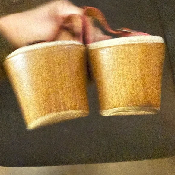 Dansko Red Leather Sandals with Buckle - EU 40/US 9.5 - Excellent condition - Picture 3 of 5